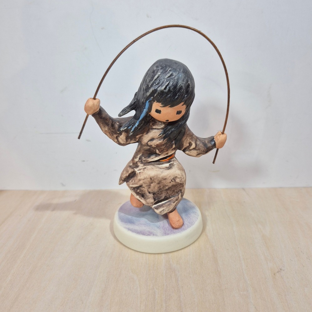 Goebel De Grazia Merrily Merrily Merrily Figurine 10‎ 330 15 1987 West Germany